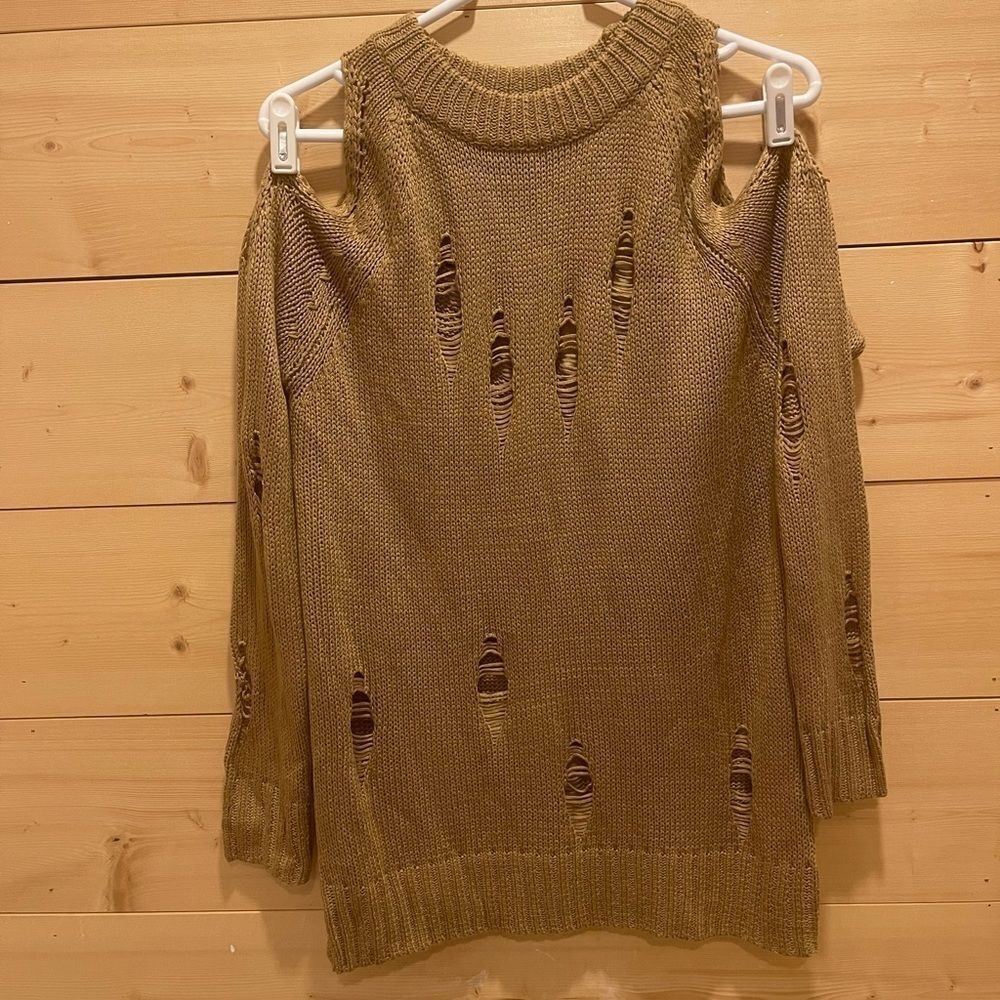 Adeline Los Angeles Destroyed Distressed Sweater M/L